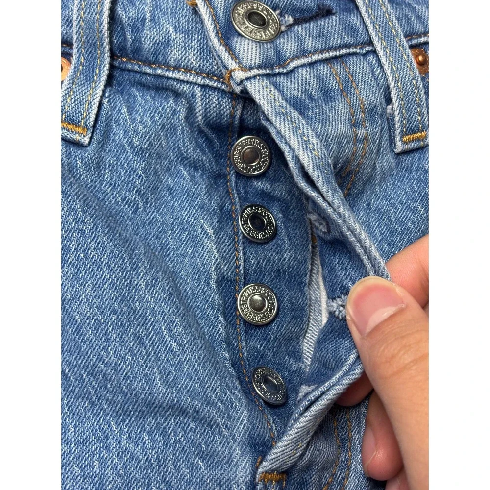 Levis 501 Original High Rise Denim Shorts Medium Wash Blue‎ Button Womens W26 L3